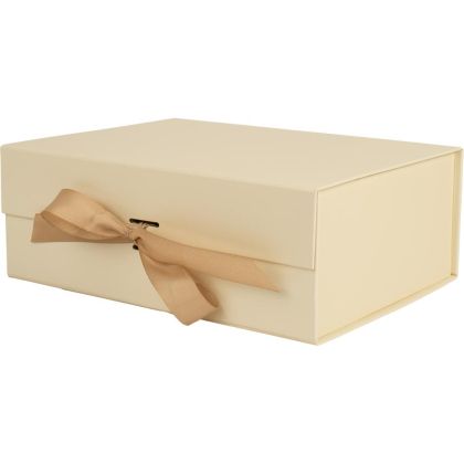 Подаръчна кутия 33x25x12,5 cm, бежова