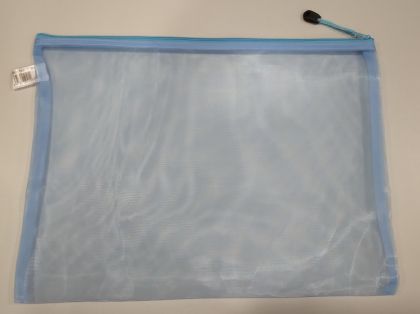 Папка с цип В4, мрежа, светло синя