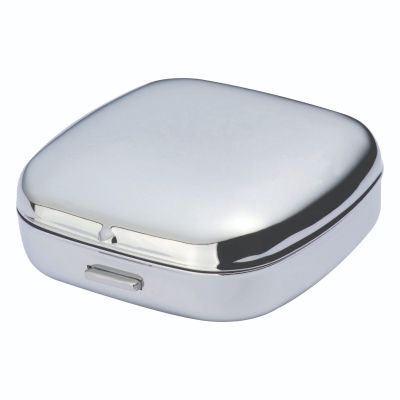 Часовник с аларма и капаче, пътнически