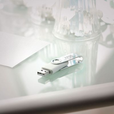 USB памет, 8GB, бяла