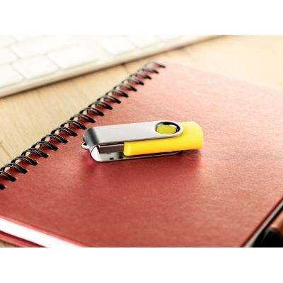 USB памет, 8GB, жълта